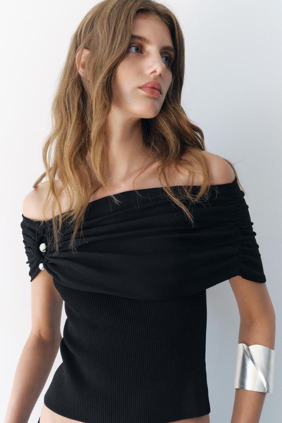 Off-shoulder Stretchable Metal Ring Top