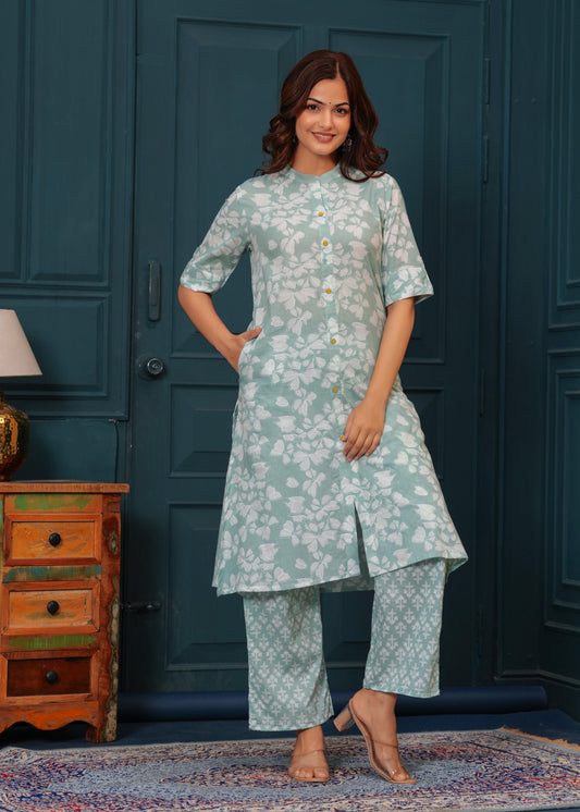 Grey Cloud Floral Printed Rayon Kurta and Pant Set